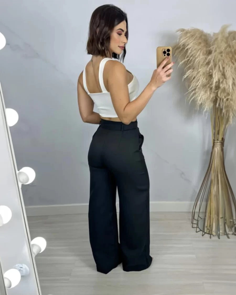 Calça Pantalona com Cinto